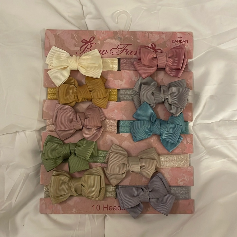 Bows!